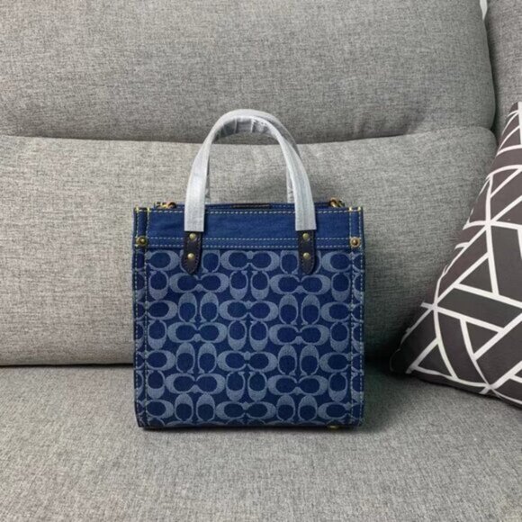 new Coach Denim Field Tote 22 - Picture 2 of 6